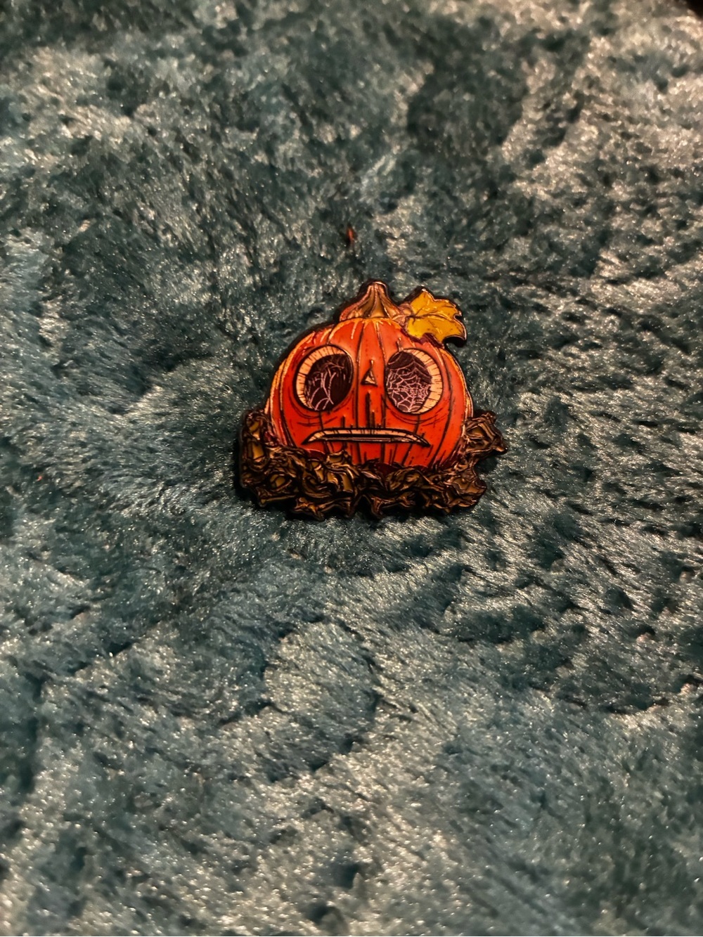 Universal Studios Halloween Horror Nights 2023 Pumpkin Horror Pin HHN Enamel